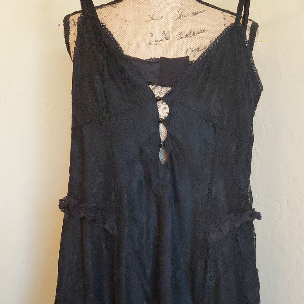 DOLLSKILL CURRENT MOOD 1X BLACK IMAGINED WEST MAXI LACE DRESS- Flawed
